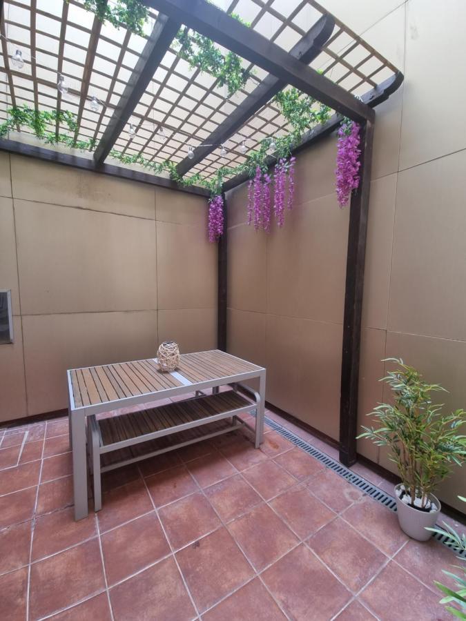 Chiado Patio Apartment Lisbon Bagian luar foto