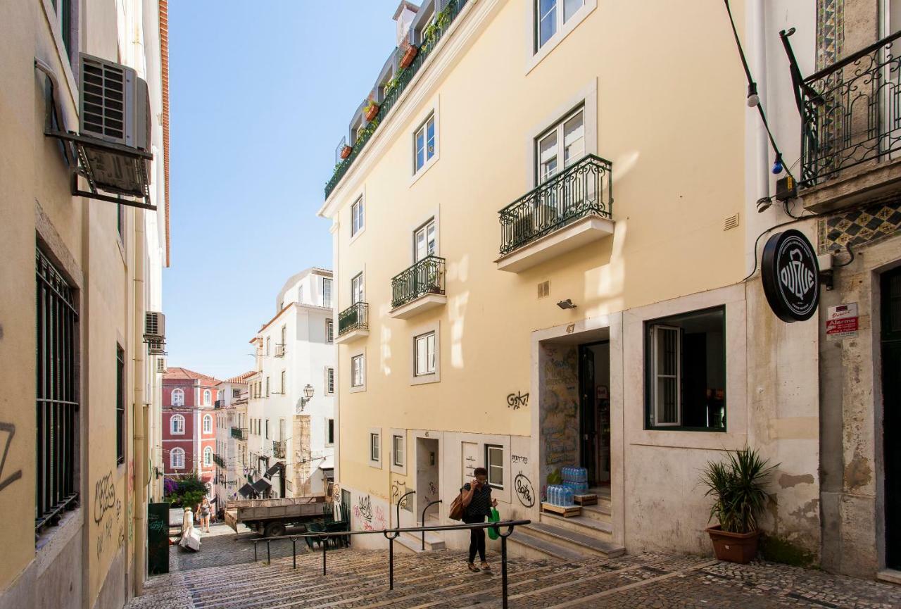 Chiado Patio Apartment Lisbon Bagian luar foto